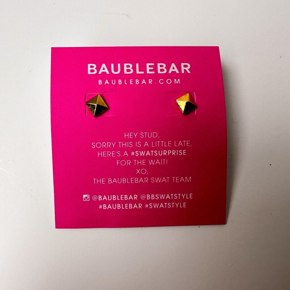 NWT BaubleBar Pyramid Stud Earrings